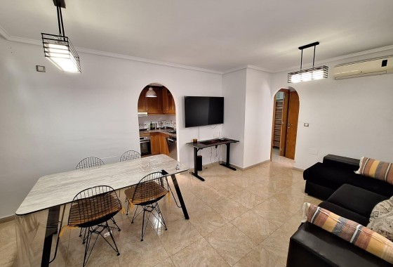 Resale - Apartment / Flat -
Torrevieja - Aguas Nuevas