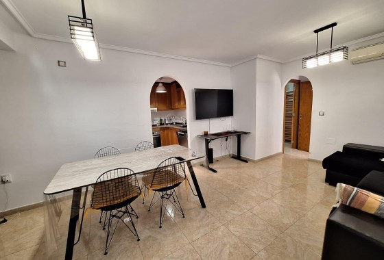 Resale - Apartment / Flat -
Torrevieja - Aguas Nuevas