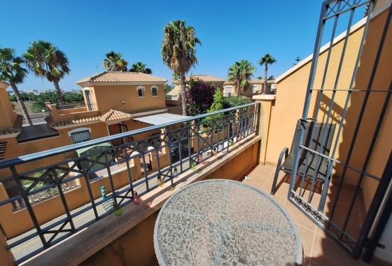 Resale - Apartment / Flat -
Torrevieja - Aguas Nuevas