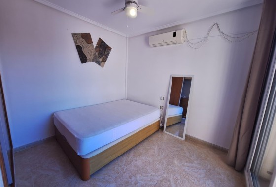 Resale - Apartment / Flat -
Torrevieja - Aguas Nuevas