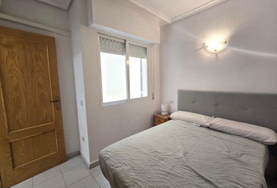 Herverkoop - Appartement / Flat -
Torrevieja - La Mata