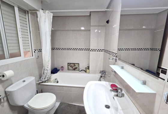 Herverkoop - Appartement / Flat -
Torrevieja - La Mata