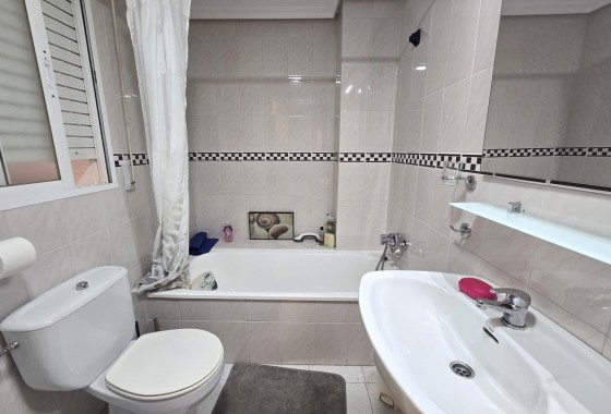Herverkoop - Appartement / Flat -
Torrevieja - La Mata