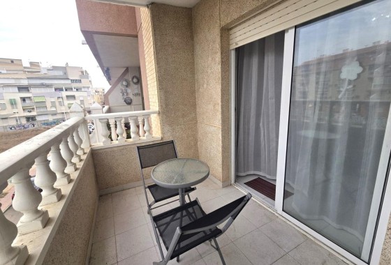 Herverkoop - Appartement / Flat -
Torrevieja - La Mata