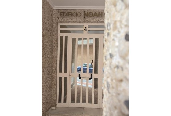 Herverkoop - Appartement / Flat -
Torrevieja - La Mata