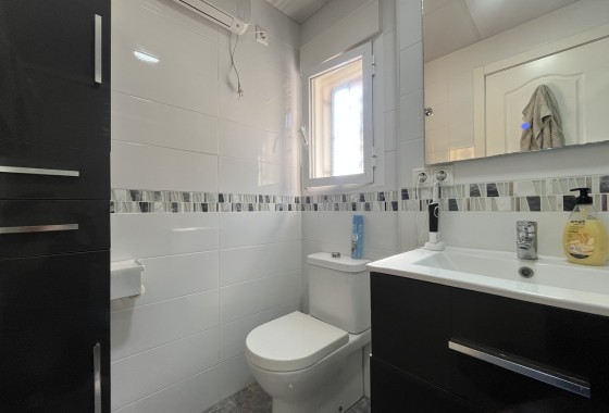Herverkoop - Appartement / Flat -
Algorfa
