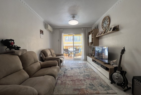 Herverkoop - Appartement / Flat -
Algorfa