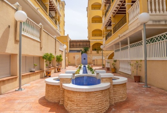 Herverkoop - Appartement / Flat -
Algorfa