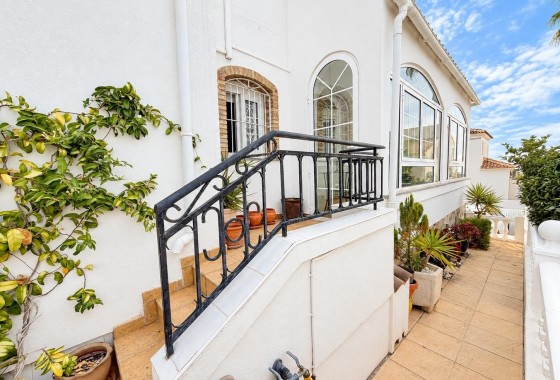 Revente - Villa Individuelle -
Orihuela Costa