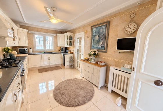 Revente - Villa Individuelle -
Orihuela Costa