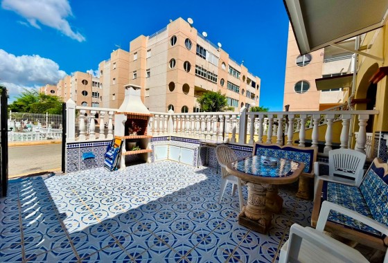 Herverkoop - Rijhuis -
Torrevieja