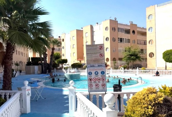 Herverkoop - Rijhuis -
Torrevieja
