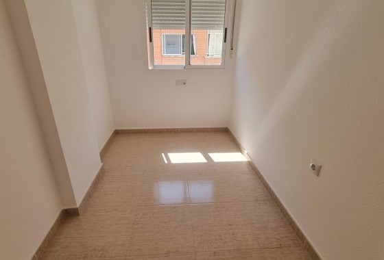 Herverkoop - Appartement / Flat -
Torrevieja - El molino
