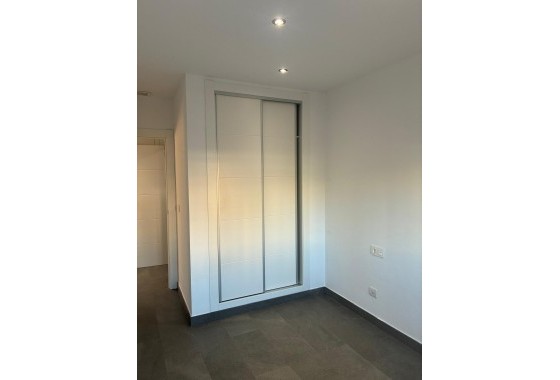 Herverkoop - Vrijstaande Villa -
Almoradí - El Banet