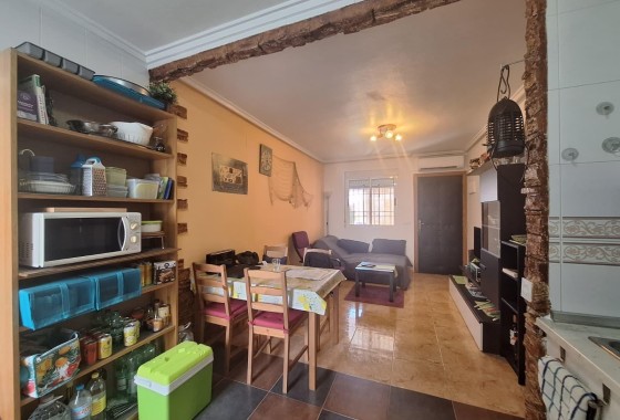 Herverkoop - Appartement / Flat -
Torrevieja - El Limonar