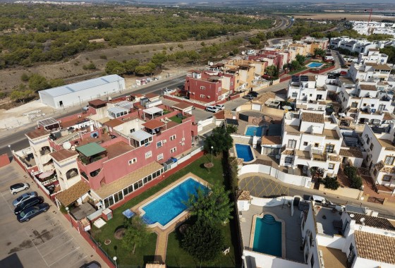 Sprzedaż - Apartament / Mieszkanie -
Los Altos - Dream Hills - Dream Hills 2
