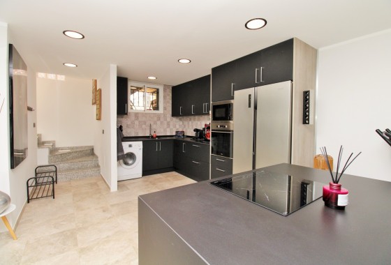 Venta - Chalet Independiente -
Villamartín - Las Violetas
