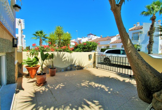 Venta - Chalet Independiente -
Villamartín - Las Violetas