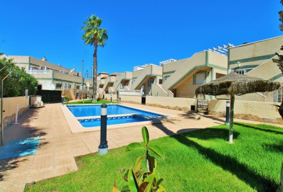 Venta - Chalet Independiente -
Villamartín - Las Violetas