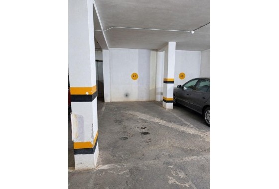 Venta - Garaje -
Torrevieja - La Mata
