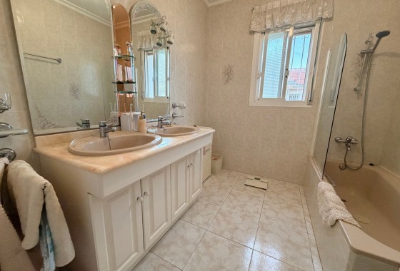 Venta - Chalet Independiente -
Ciudad Quesada - Rojales - Ciudad Quesada