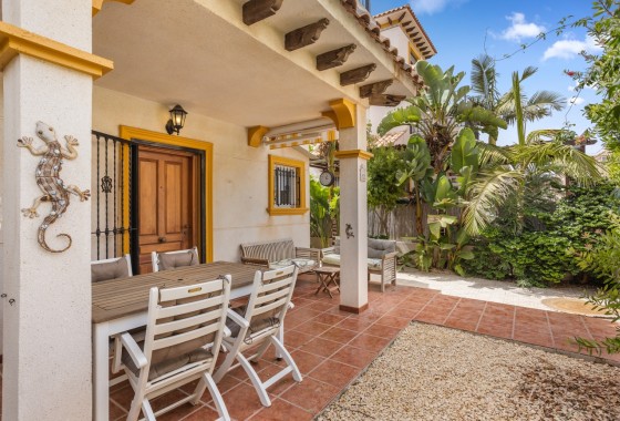 Herverkoop - Halfvrijstaande villa -
Lomas de Cabo Roig - Lomas de Caboroig
