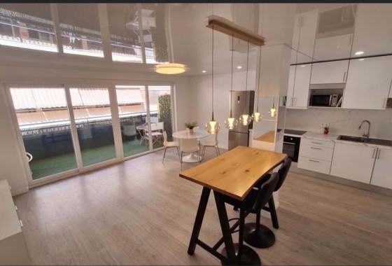 Venta - Apartamento / Piso -
Torrevieja - Playa Acecion