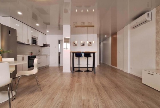 Venta - Apartamento / Piso -
Torrevieja - Playa Acecion