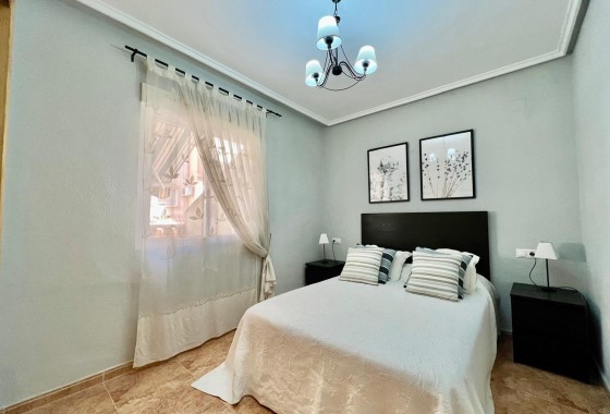 Herverkoop - Appartement / Flat -
Torrevieja - Parque de las Naciones