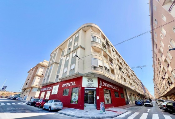 Herverkoop - Appartement / Flat -
Torrevieja - Parque de las Naciones