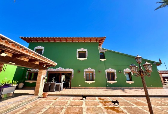 Herverkoop - Vrijstaande Villa -
Almoradí - Comunidad Valenciana