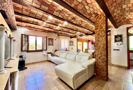 Herverkoop - Vrijstaande Villa -
Almoradí - Comunidad Valenciana