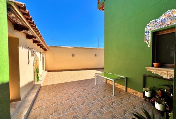 Herverkoop - Vrijstaande Villa -
Almoradí - Comunidad Valenciana