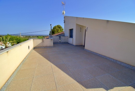 Herverkoop - Vrijstaande Villa -
Elche - Peña las Águilas