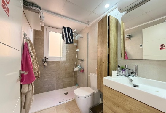 Herverkoop - Appartement / Flat -
Torrevieja - Punta Prima