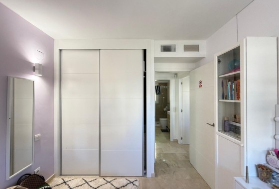 Herverkoop - Appartement / Flat -
Torrevieja - Punta Prima