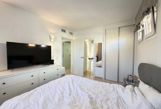 Herverkoop - Appartement / Flat -
Torrevieja - Punta Prima