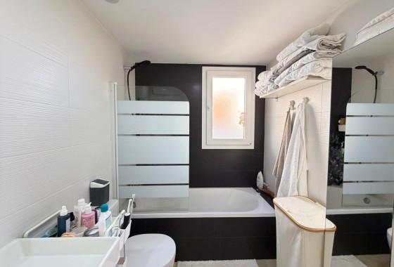 Herverkoop - Appartement / Flat -
Torrevieja - Punta Prima