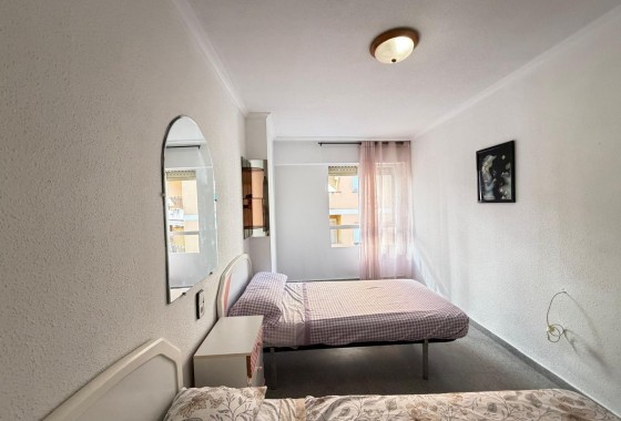 Herverkoop - Appartement / Flat -
Torrevieja - Playa del Cura