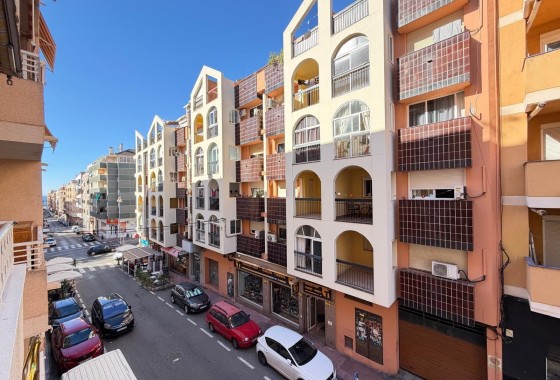 Herverkoop - Appartement / Flat -
Torrevieja - Playa del Cura