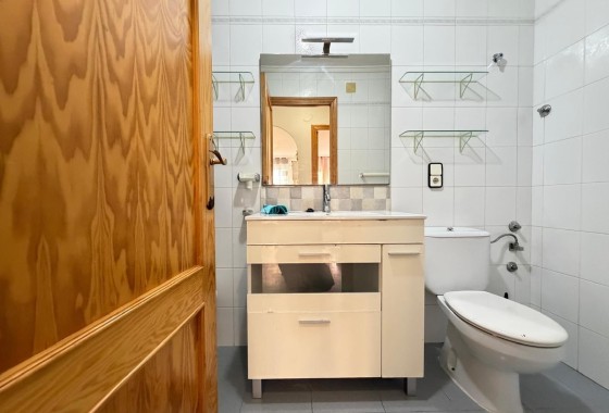 Herverkoop - Appartement / Flat -
Torrevieja - Playa del Cura
