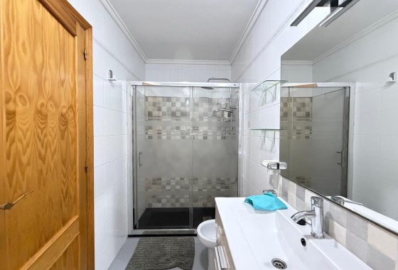 Herverkoop - Appartement / Flat -
Torrevieja - Playa del Cura