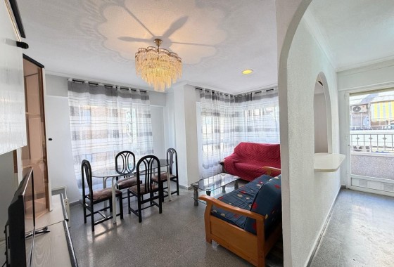 Herverkoop - Appartement / Flat -
Torrevieja - Playa del Cura
