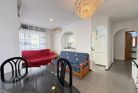 Herverkoop - Appartement / Flat -
Torrevieja - Playa del Cura