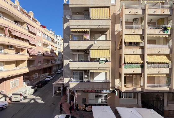 Herverkoop - Appartement / Flat -
Torrevieja - Playa del Cura