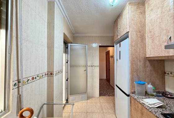 Herverkoop - Appartement / Flat -
Torrevieja - Las Piscinas Naturales