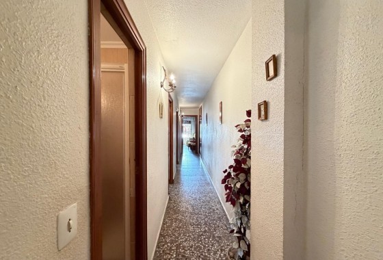 Herverkoop - Appartement / Flat -
Torrevieja - Las Piscinas Naturales