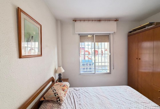 Herverkoop - Appartement / Flat -
Torrevieja - Las Piscinas Naturales