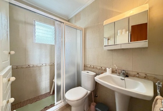 Herverkoop - Appartement / Flat -
Torrevieja - Las Piscinas Naturales