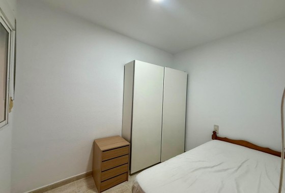 Herverkoop - Appartement / Flat -
Torrevieja - Playa de los Locos